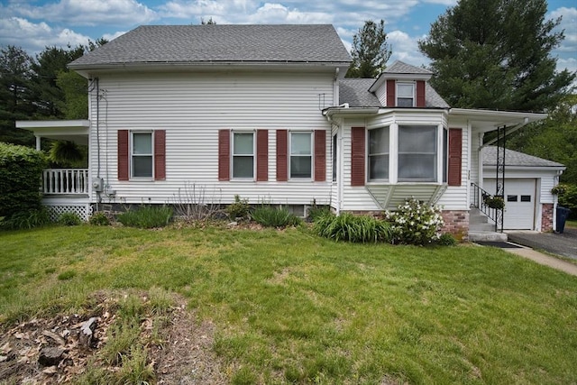 735 Hildreth St, Dracut, MA 01826 - view of front of property featuring a front lawn, driveway, and roof with shingles