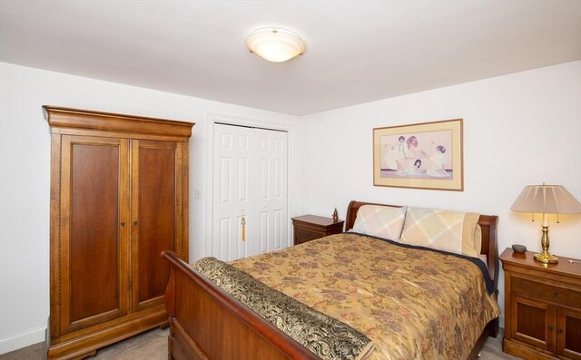 2181 Service Rd, Barnstable, MA 02668 - bedroom featuring a closet and carpet