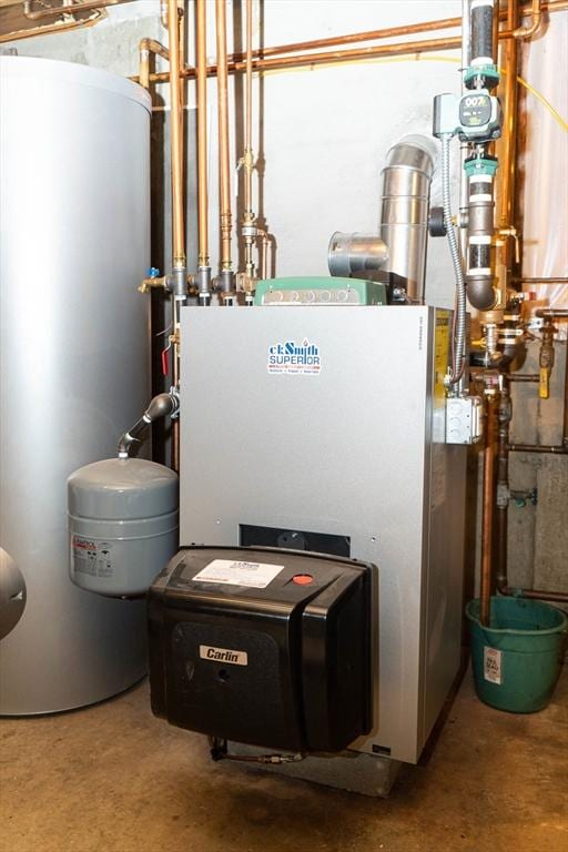 93 Mccracken Rd, Millbury, MA 01527 - utility room featuring water heater