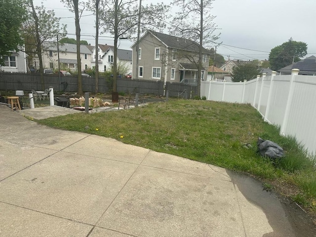 52 Luna St, Providence, RI 02904