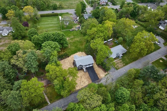 aerial view of property and surrounding area