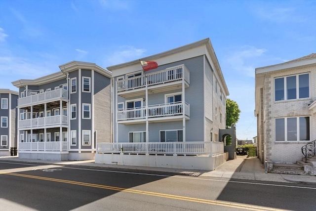 92 Winthrop Shore Dr Unit 2, Winthrop, MA 02152 - view of building exterior