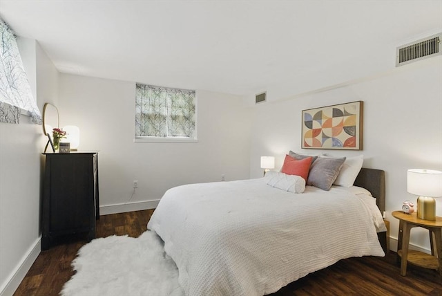 35 Nonantum St Unit E, Boston, MA 02135 - bedroom with wood finished floors and baseboards