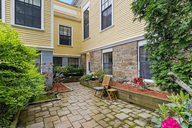 35 Nonantum St Unit E, Boston, MA 02135 - view of patio