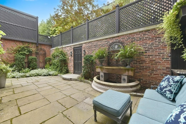 view of patio / terrace featuring outdoor lounge area