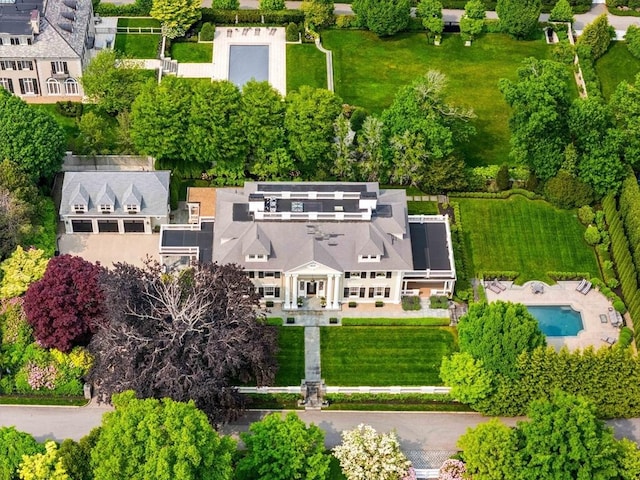 4 Cobb Ave, Manchester, MA 01944 - drone / aerial view of a pool area