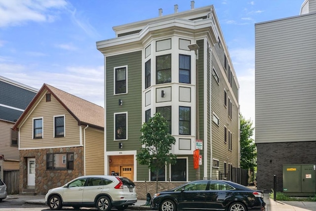 331 Chelsea St Unit 1, Boston, MA 02128 - view of front of house