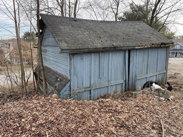 view of outdoor structure with an outdoor structure