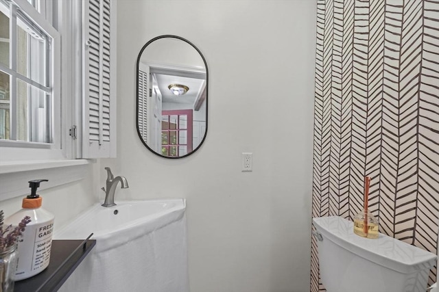82 Knollwood Dr, Longmeadow, MA 01106 - bathroom featuring toilet