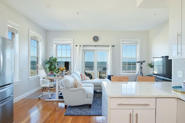148 Winthrop Shore Dr Unit 5, Winthrop, MA 02152 - living area with light wood finished floors and baseboards