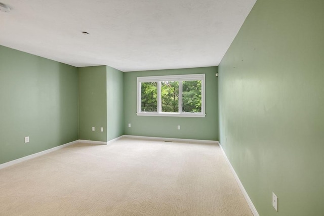 15 Pebble Bch Unit 2005-103, Mashpee, MA 02649 - empty room with light carpet