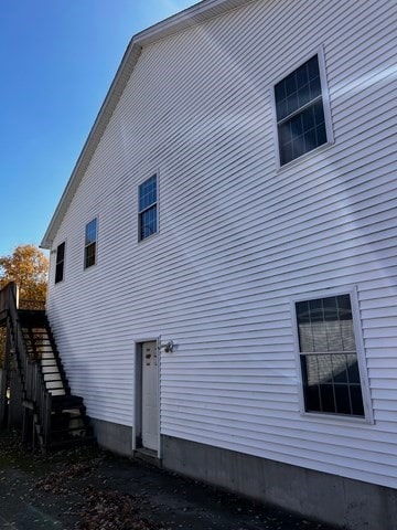 view of home's exterior