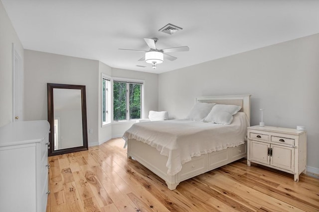 4 Benjamin Pl Unit 4, Brookline, MA 02467 - bedroom featuring light wood-type flooring and a ceiling fan