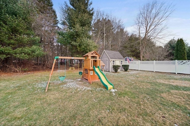 view of jungle gym featuring a yard