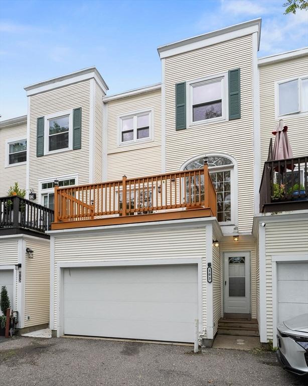 103 Claybourne Unit 103, Boston, MA 02124