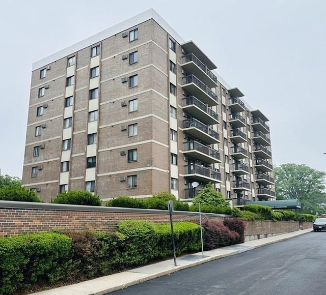 10 Williams Unit 39, Watertown, MA 02472 - view of apartment building / complex