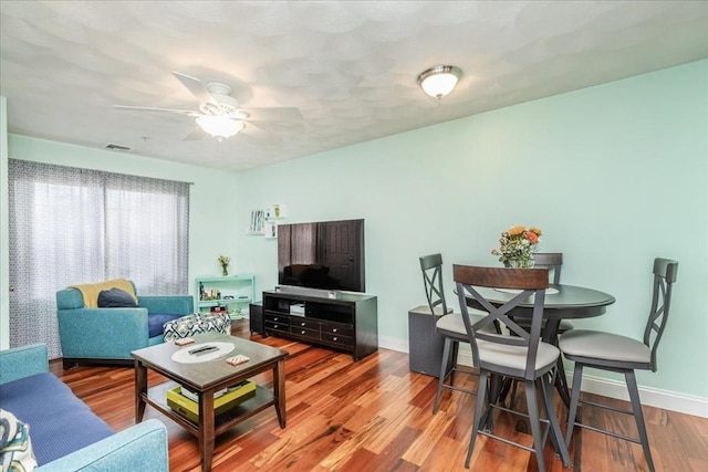 Listing photo 3 for 590 Boston St Unit 102, Lynn MA 01905