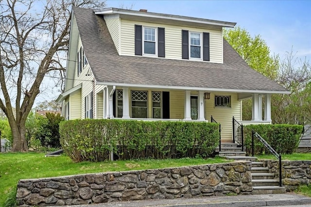 7 Vancroft Ave, Shrewsbury, MA 01545 - view of front of home with roof with shingles and covered porch