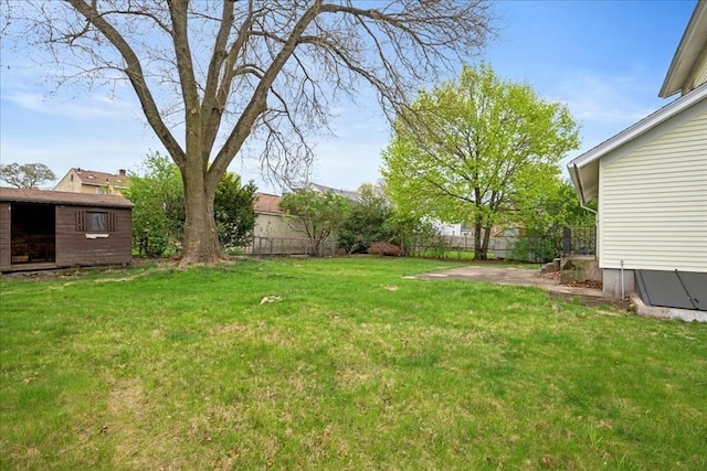 7 Vancroft Ave, Shrewsbury, MA 01545 - view of yard featuring an outdoor structure, fence, and a shed