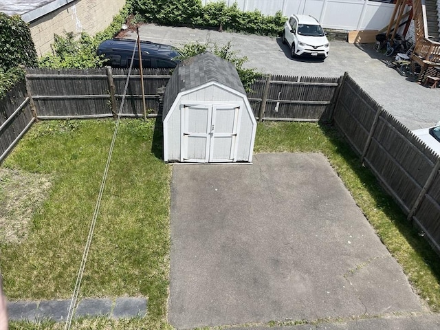 133 Main St, Everett, MA 02149 - view of yard featuring a patio