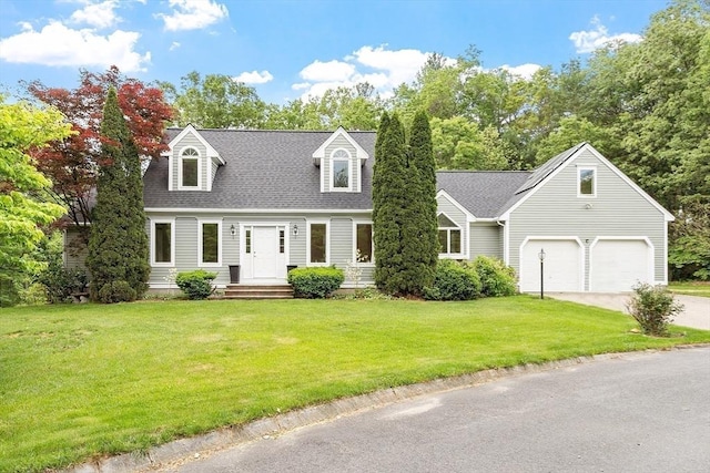 7 Humiston Cir, Westford, MA 01886 - new england style home featuring driveway, a front lawn, and a shingled roof
