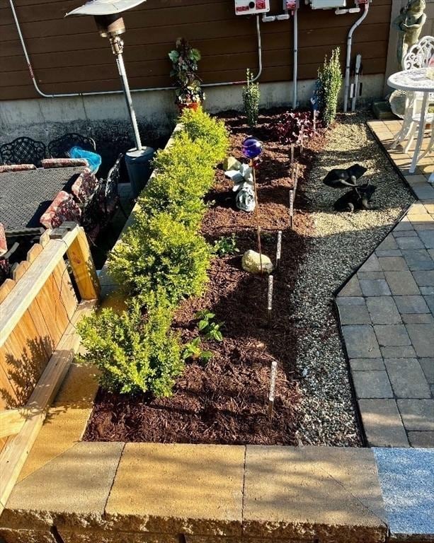 1472 Pleasant St, Athol, MA 01331 - view of yard