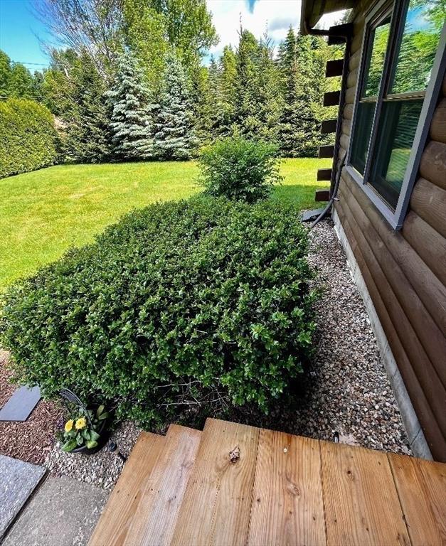 1472 Pleasant St, Athol, MA 01331 - view of grassy yard