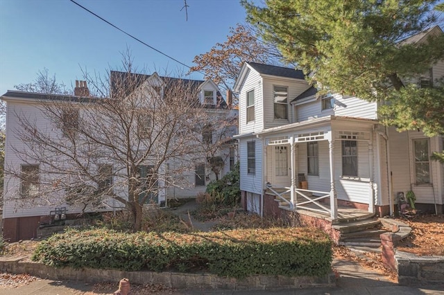 view of front of house featuring covered porch