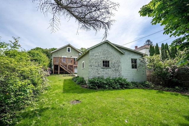 204 Massasoit Rd, Worcester, MA 01604 - back of house with stairs