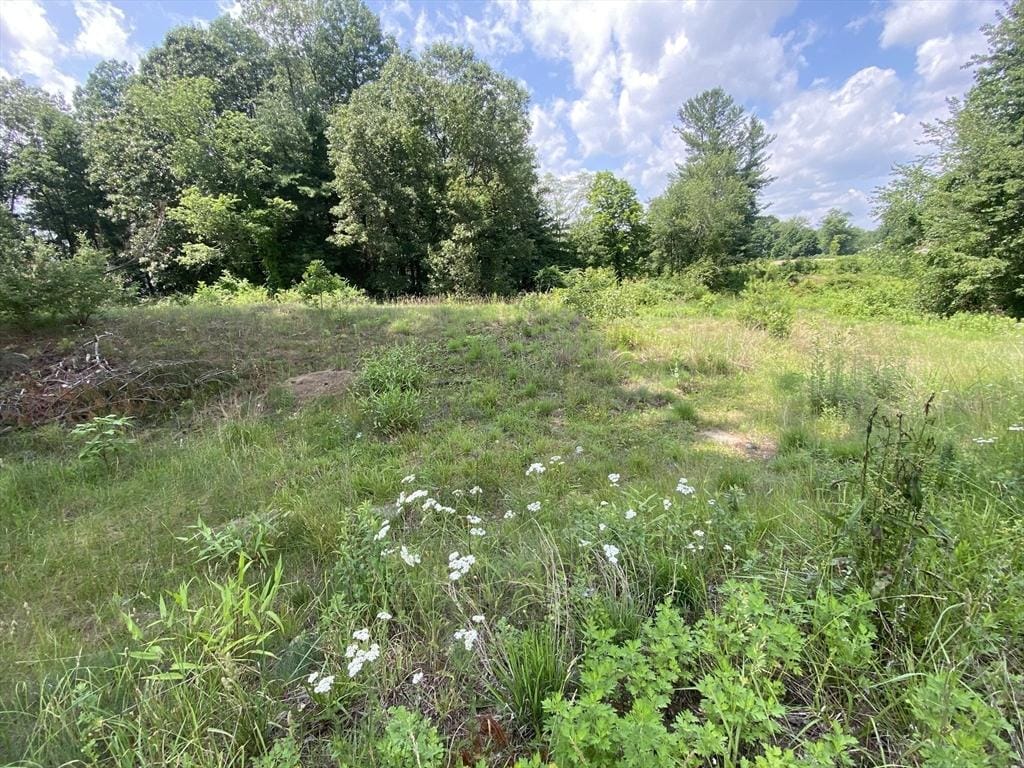 761 College Hwy, Southwick, MA 01077