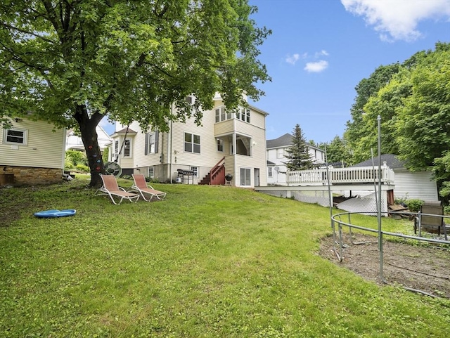 4 Darling St, Worcester, MA 01605 - view of grassy yard featuring a wooden deck