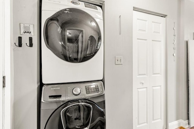 335 Cypress St Unit 2V, Manchester, NH 03103 - washroom with stacked washing machine and dryer