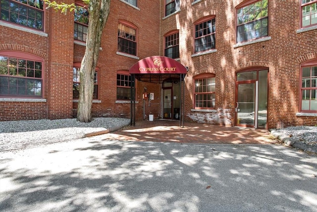 335 Cypress St Unit 2V, Manchester, NH 03103 - view of building exterior