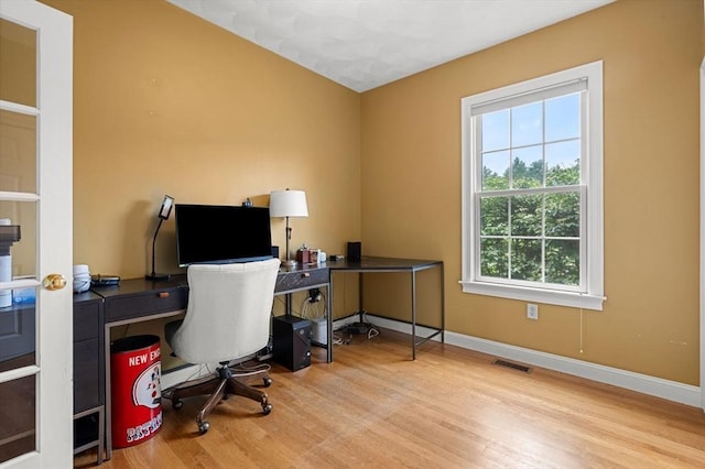 160 Wharton Row, Groton, MA 01450 - office space with wood finished floors and baseboards