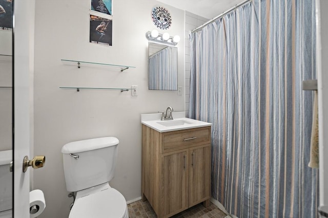 32 Whites Ave Unit D65, Watertown, MA 02472 - full bathroom featuring toilet, vanity, and curtained shower
