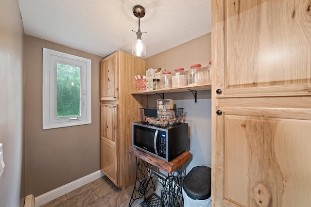 28-R Pammys Path, Easton, MA 02356 - interior space