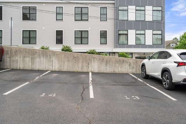 99 Chestnut Hill Ave Unit 212, Boston, MA 02135 - view of uncovered parking lot