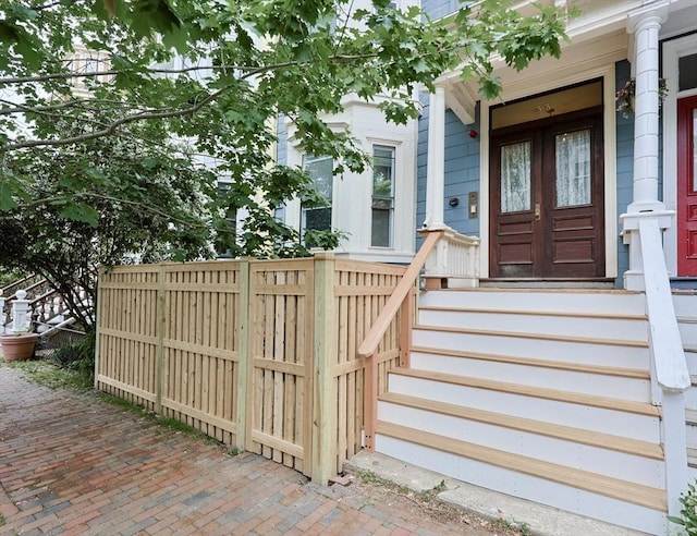 33 Inman St Unit 1B, Cambridge, MA 02139 - view of exterior entry