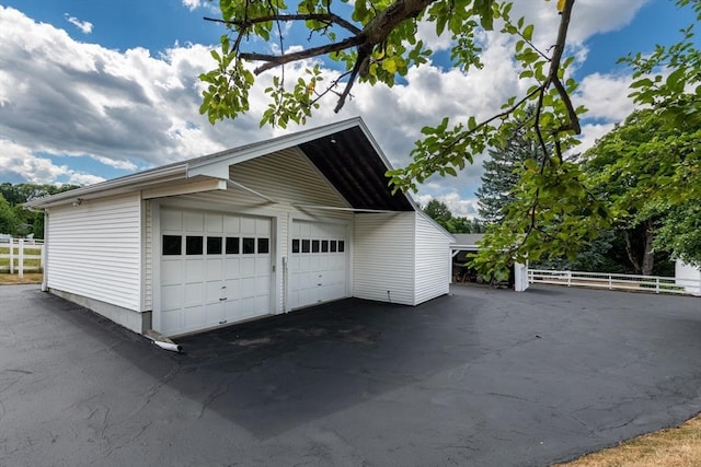 192 W Main St, Westborough, MA 01581 - detached garage featuring fence