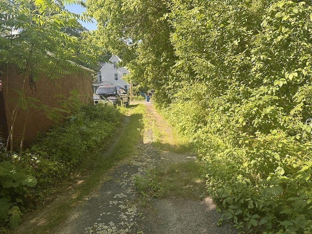 24 Main St, Monson, MA 01057 - view of yard