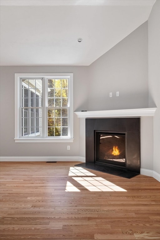 details featuring hardwood / wood-style floors