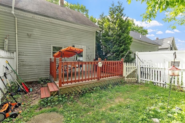 12 Allen Ct Unit 12, Northborough, MA 01532 - fenced backyard with a wooden deck