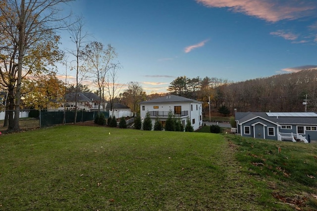 936 Central Ave, Needham, MA 02492 - view of yard