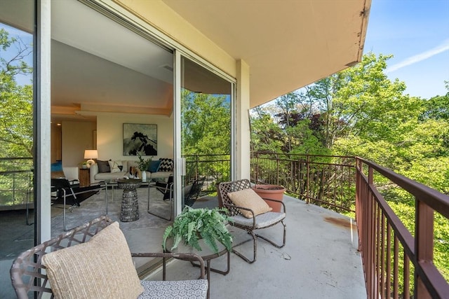 1010 Memorial Dr Unit 3F, Cambridge, MA 02138 - balcony featuring an outdoor living space