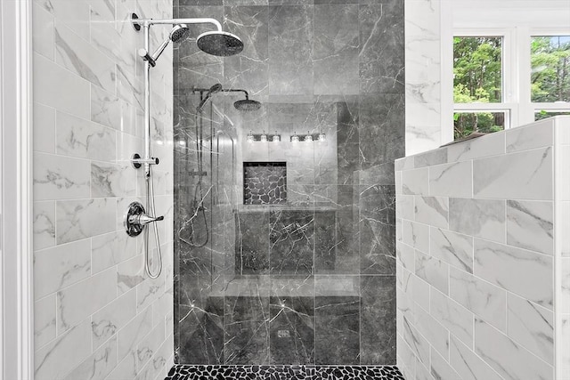168 Justice Hill Rd Oakmont, Unit Oakmont, Sterling, MA 01564 - full bathroom with tiled shower