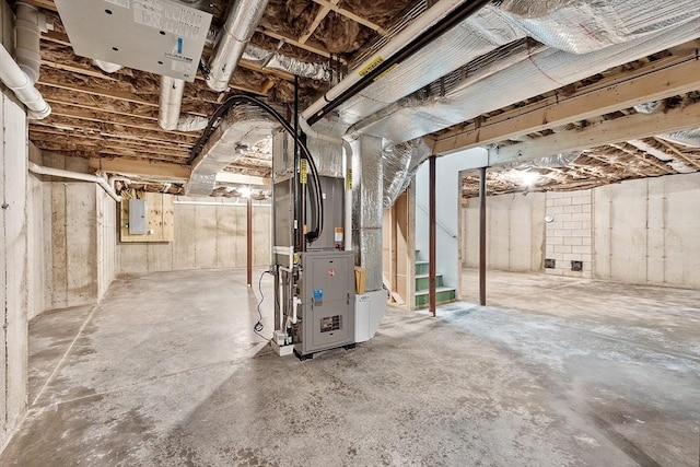 168 Justice Hill Rd Oakmont, Unit Oakmont, Sterling, MA 01564 - unfinished below grade area featuring electric panel and heating unit