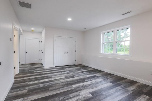 40 Jackson Ln, Barre, MA 01005 - unfurnished bedroom featuring baseboards, wood finished floors, recessed lighting, and a closet