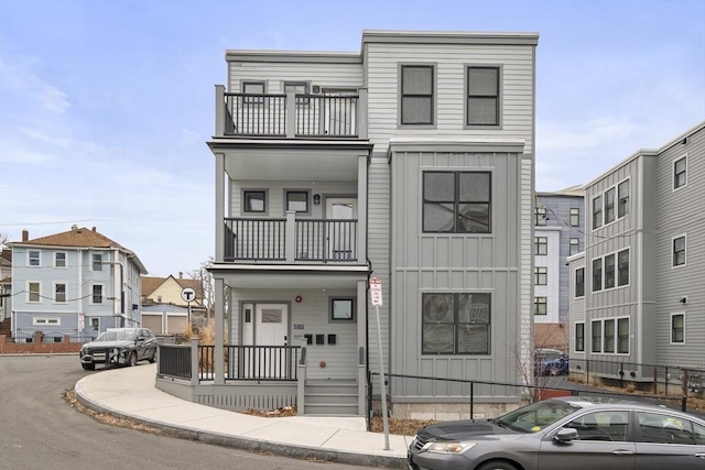 25 Hillsboro St Unit 2, Boston, MA 02125 - multi unit property featuring a balcony and board and batten siding