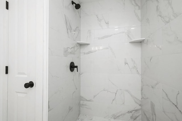 117 Montvale Ave, Woburn, MA 01801 - bathroom featuring a tile shower