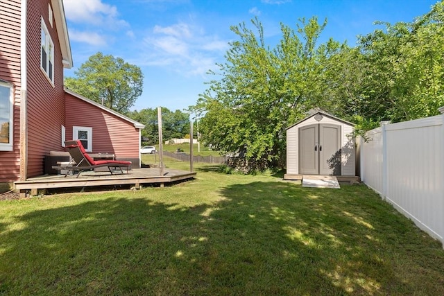 3 Scotland Heights Rd, Haverhill, MA 01832 - view of yard featuring a wooden deck